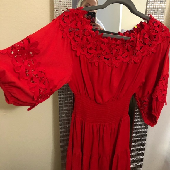 Women’s dress - Picture 3 of 4